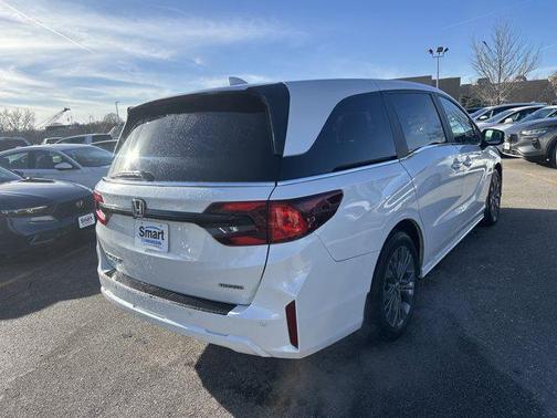 2025 Honda Odyssey Touring