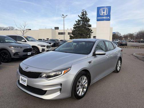 2017 Kia Optima LX