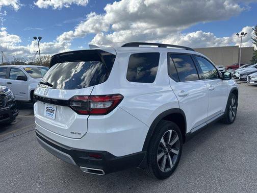 2025 Honda Pilot Elite