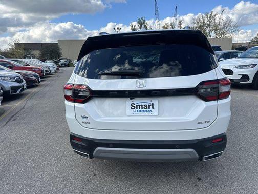 2025 Honda Pilot Elite