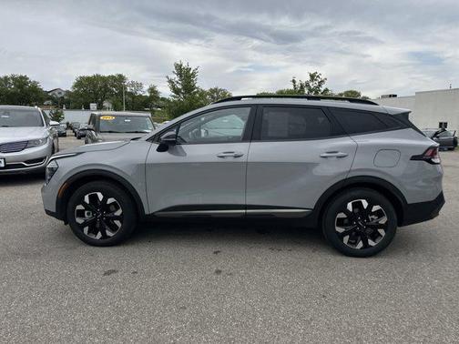 Wolf Gray 2024 Kia Sportage X-Line