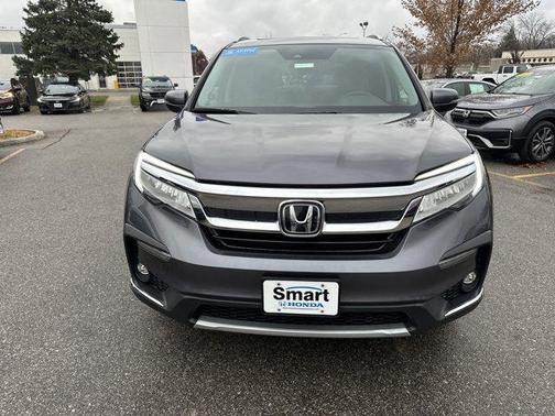 2022 Honda Pilot Touring 8-Passenger