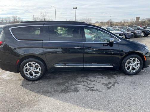 2023 Chrysler Pacifica Limited