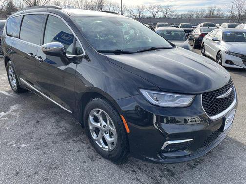 2023 Chrysler Pacifica Limited