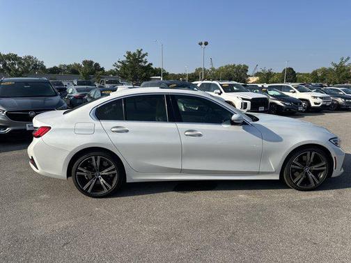 2019 BMW 330 xDrive
