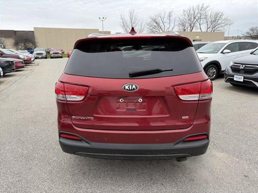 2018 Kia Sorento LX