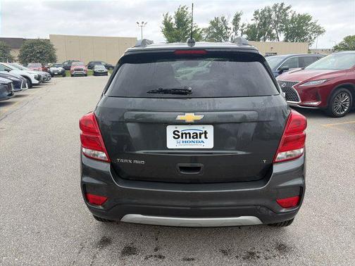 Nightfall Gray Metallic 2019 Chevrolet Trax LT