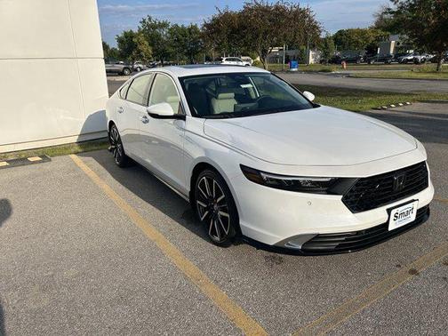 2025 Honda Accord Hybrid Touring