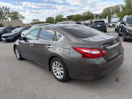 Java Metallic 2017 Nissan Altima 2.5 S