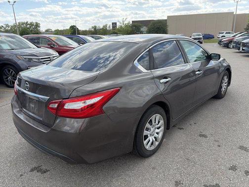 Java Metallic 2017 Nissan Altima 2.5 S
