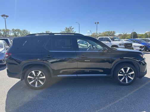 2025 Honda Pilot Elite