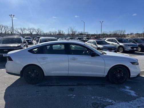 2025 Honda Accord Sport SE 1.5T