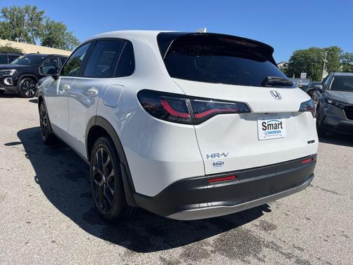 Platinum White Pearl 2025 Honda HR-V AWD Sport