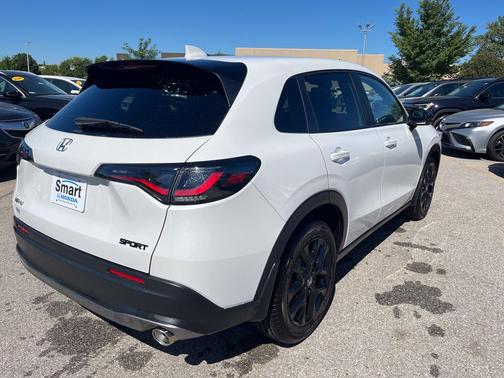 Platinum White Pearl 2025 Honda HR-V AWD Sport