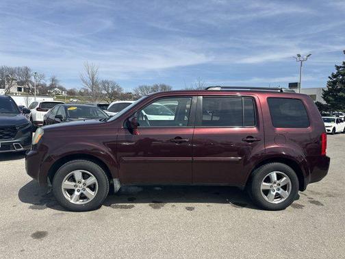 Dark Cherry Pearl 2010 Honda Pilot EX
