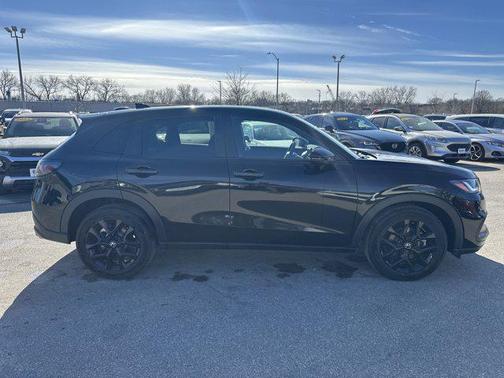 2025 Honda HR-V AWD Sport