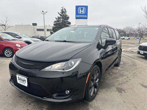 2019 Chrysler Pacifica Touring Plus