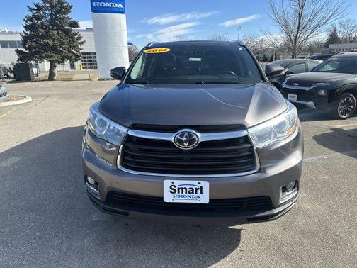 2014 Toyota Highlander Limited Platinum