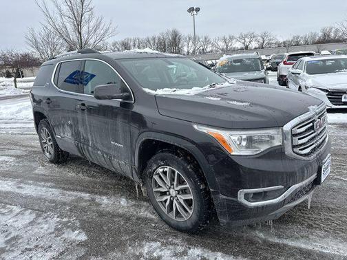2017 GMC Acadia SLE-2