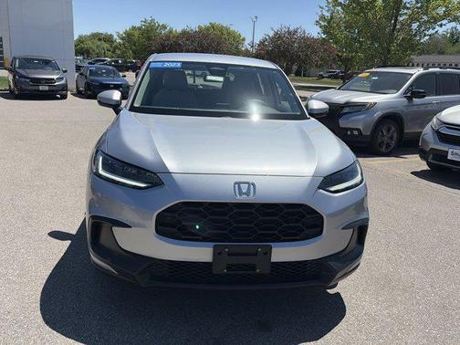 Lunar Silver Metallic 2023 Honda HR-V LX