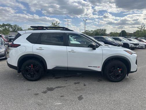 Everest White Pearl 2025 Nissan Rogue Rock Creek