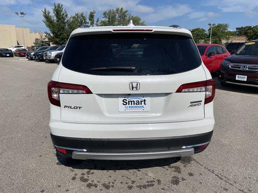 2021 Honda Pilot Touring 8-Passenger