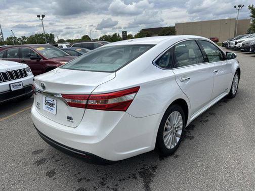 2015 Toyota Avalon Hybrid XLE Touring