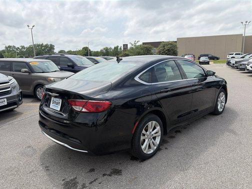 Black Clearcoat 2015 Chrysler 200 Limited