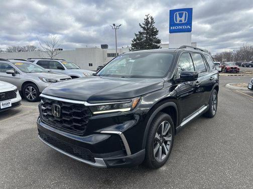 2023 Honda Pilot AWD Elite