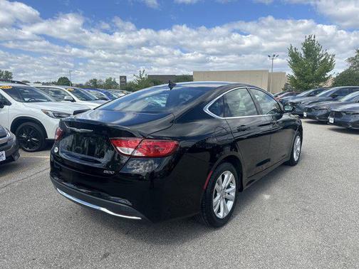 Black Clearcoat 2015 Chrysler 200 Limited