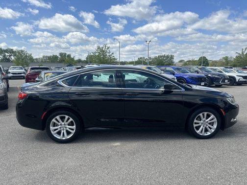 Black Clearcoat 2015 Chrysler 200 Limited