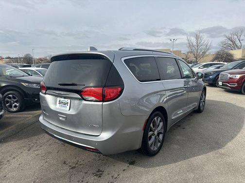 2019 Chrysler Pacifica Limited