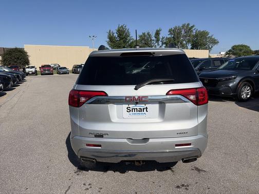 Quicksilver Metallic 2019 GMC Acadia Denali
