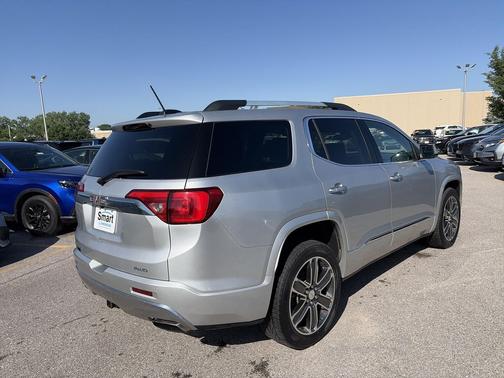 Quicksilver Metallic 2019 GMC Acadia Denali
