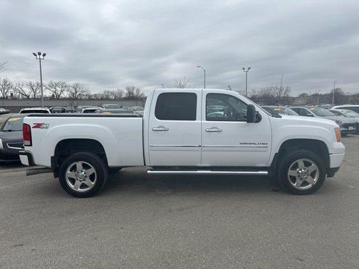 2011 GMC Sierra 2500 Denali