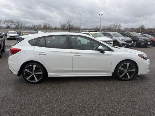 Crystal White Pearl 2018 Subaru Impreza 2.0i Sport