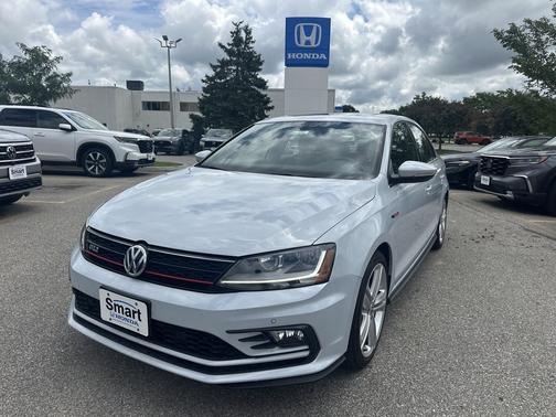 White Silver Metallic 2017 Volkswagen Jetta GLI