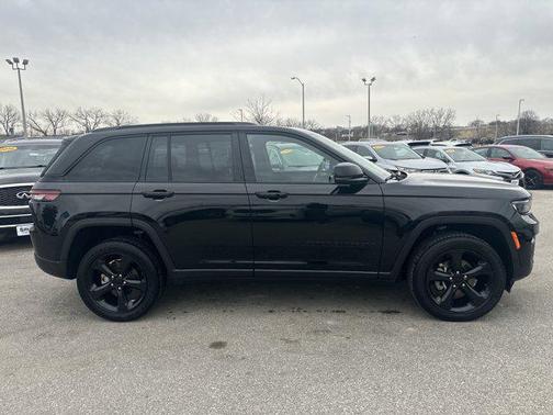 2023 Jeep Grand Cherokee Altitude