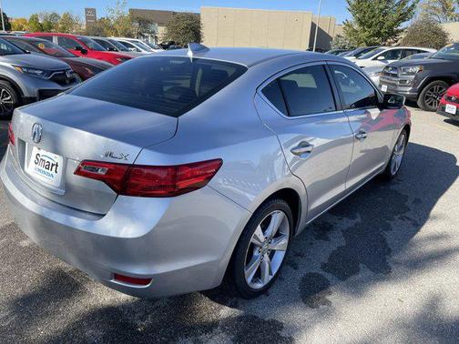 2013 Acura ILX 2.0L Technology