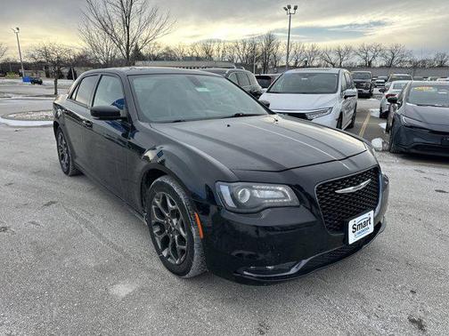2016 Chrysler 300 S