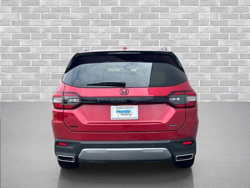 Radiant Red Metallic II 2026 Honda Pilot Touring 8-Passenger