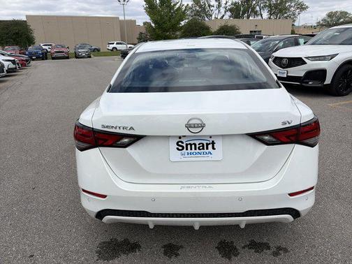Aspen White Tricoat 2024 Nissan Sentra SV