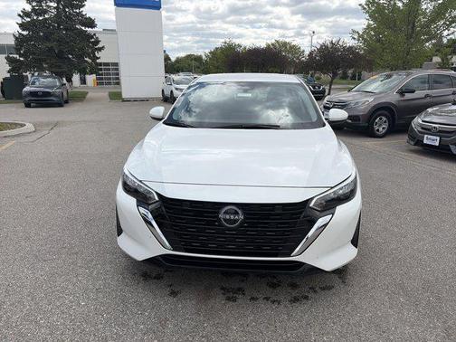 Aspen White Tricoat 2024 Nissan Sentra SV