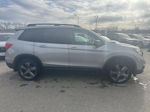 2020 Honda Passport AWD Touring