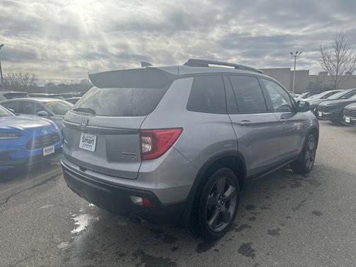 2020 Honda Passport AWD Touring