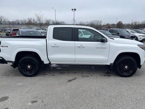 2024 Chevrolet Colorado LT