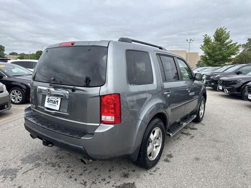 Gray 2009 Honda Pilot EX-L