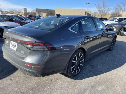 2023 Honda Accord Hybrid Touring