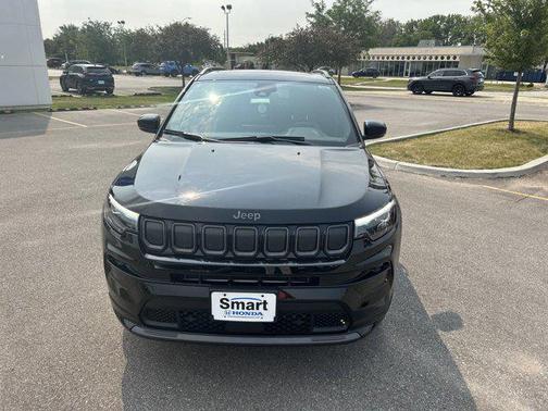 Diamond Black Crystal Pearlcoat 2022 Jeep Compass High Altitude