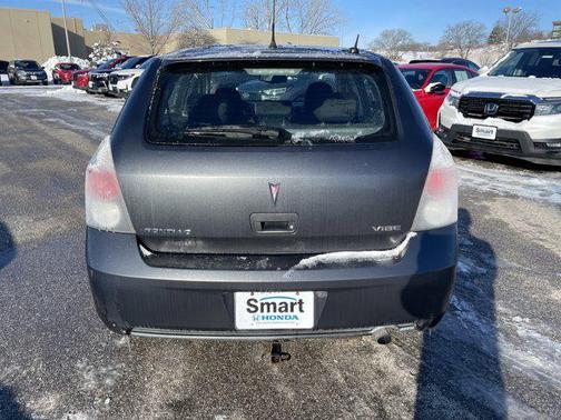 2010 Pontiac Vibe Base